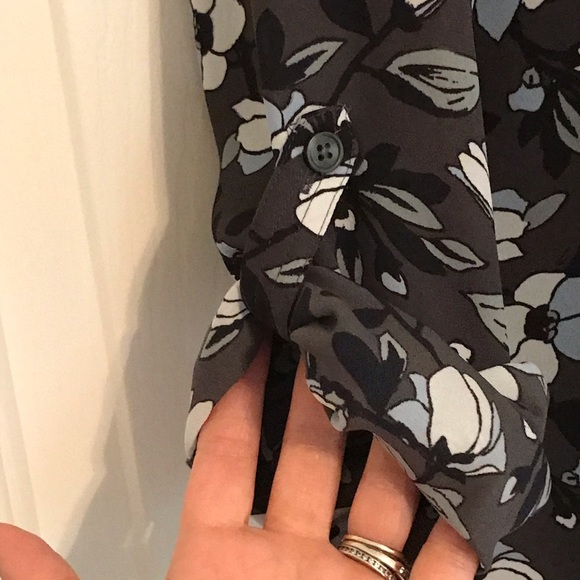 blue floral button front blouse - Picture 2 of 3